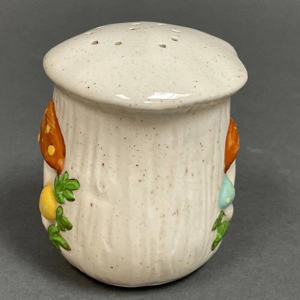 Vintage Salt‎ Shaker Mushrooms Mushroom Ceramic - No Stopper